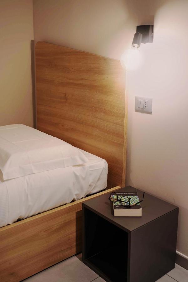 Aparthotel Terranova49 Novara Esterno foto